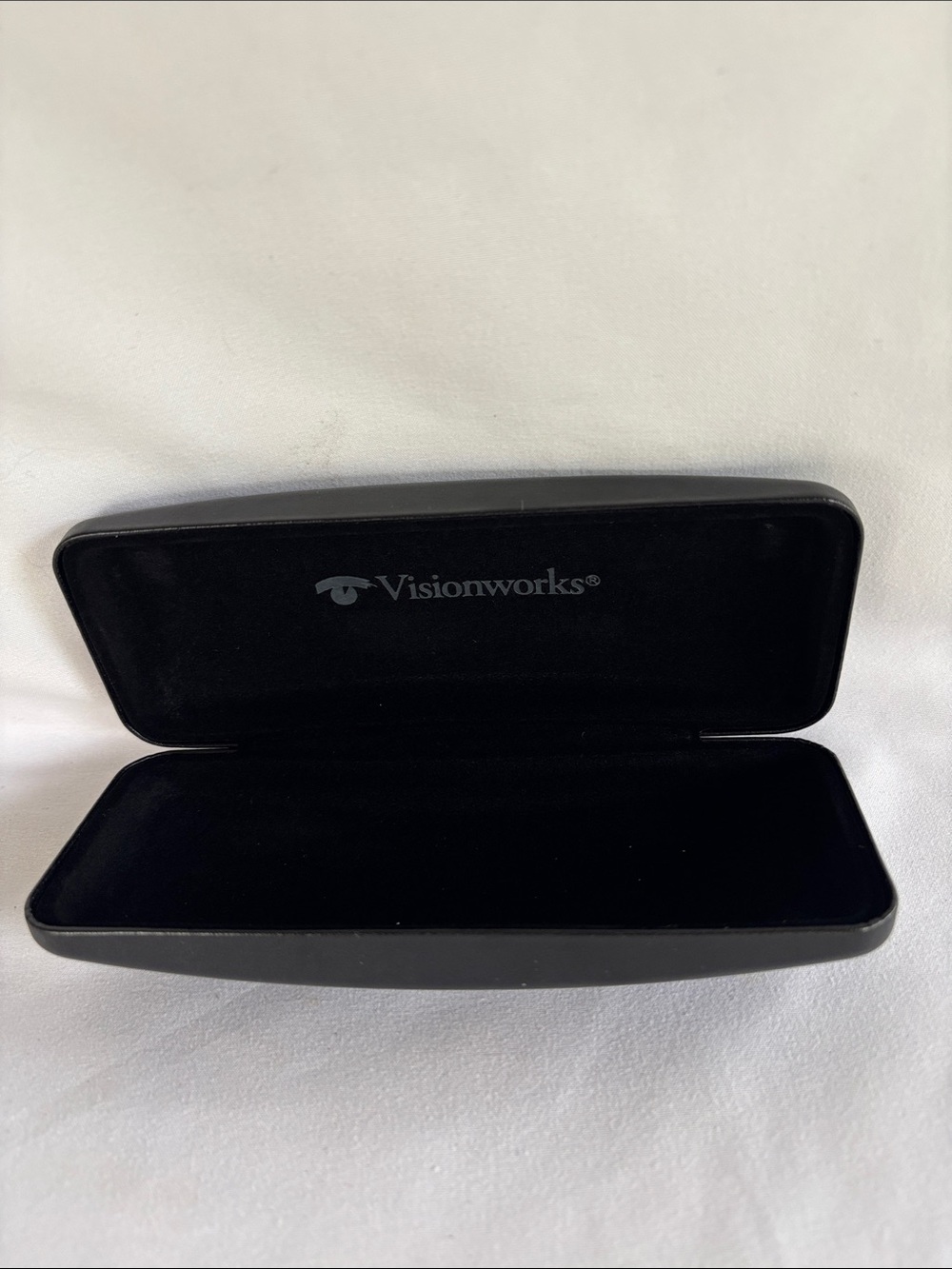 BRAND NEW! VISIONWORKS BLACK EYEGLASSES CASE- UNISEX
